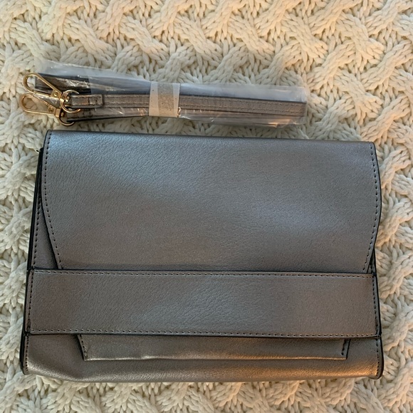Clutch Bag w/shoulder strap - Picture 3 of 8
